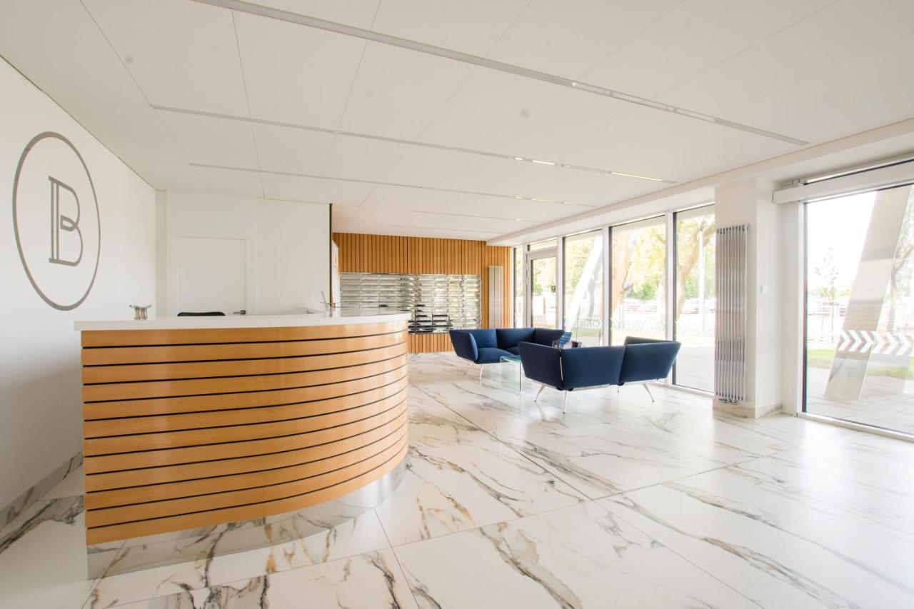 Baltic Marina Residence Z Garazem 科沃布热格 外观 照片