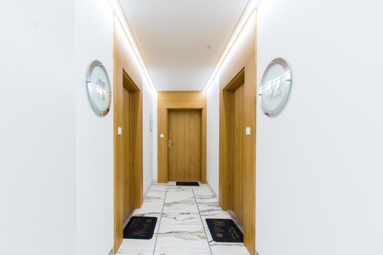 Baltic Marina Residence Z Garazem 科沃布热格 外观 照片
